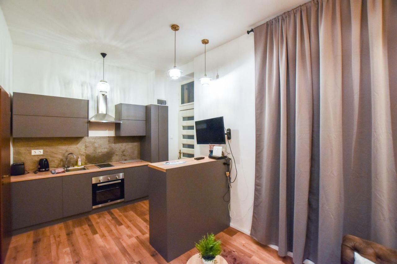 Bluebel Luxory Apartment In The City Center Budapest Esterno foto